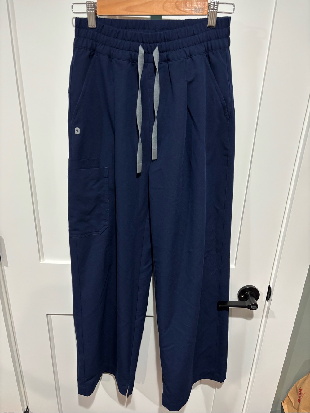 Figs Shelby Wide Leg Scrub Pants NAVY